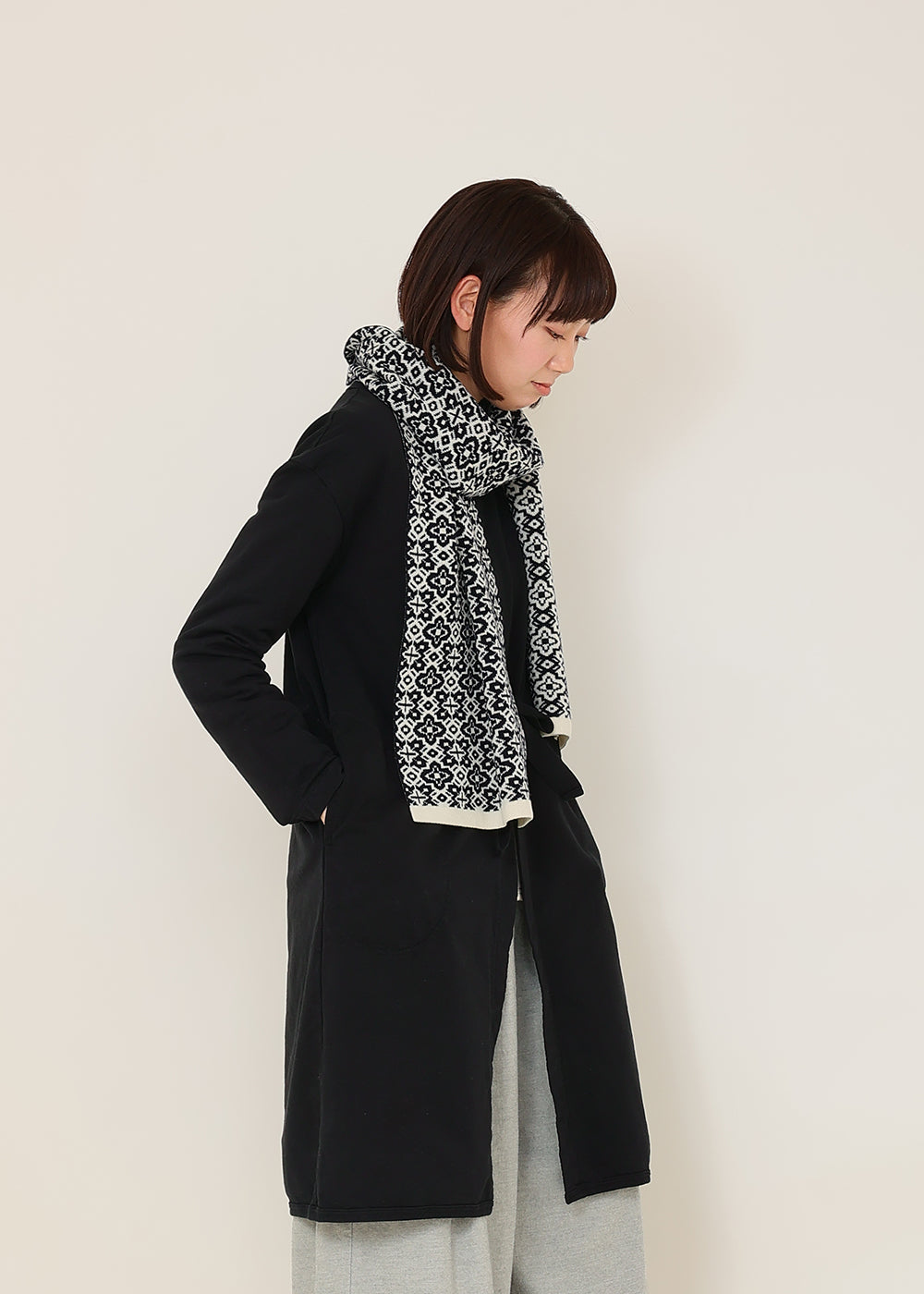 ネイビー × オートミール