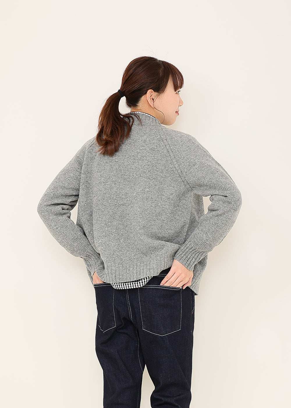 グレー model:170cm