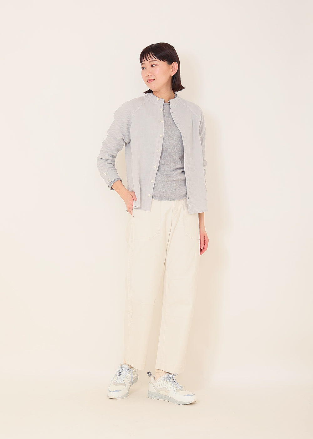 グレー model:170cm