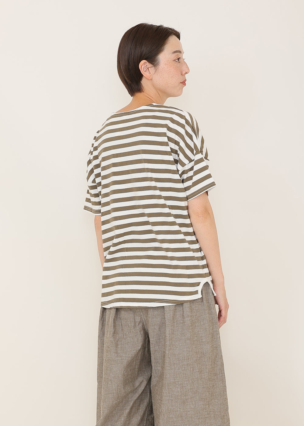 白×カーキ model:164cm
