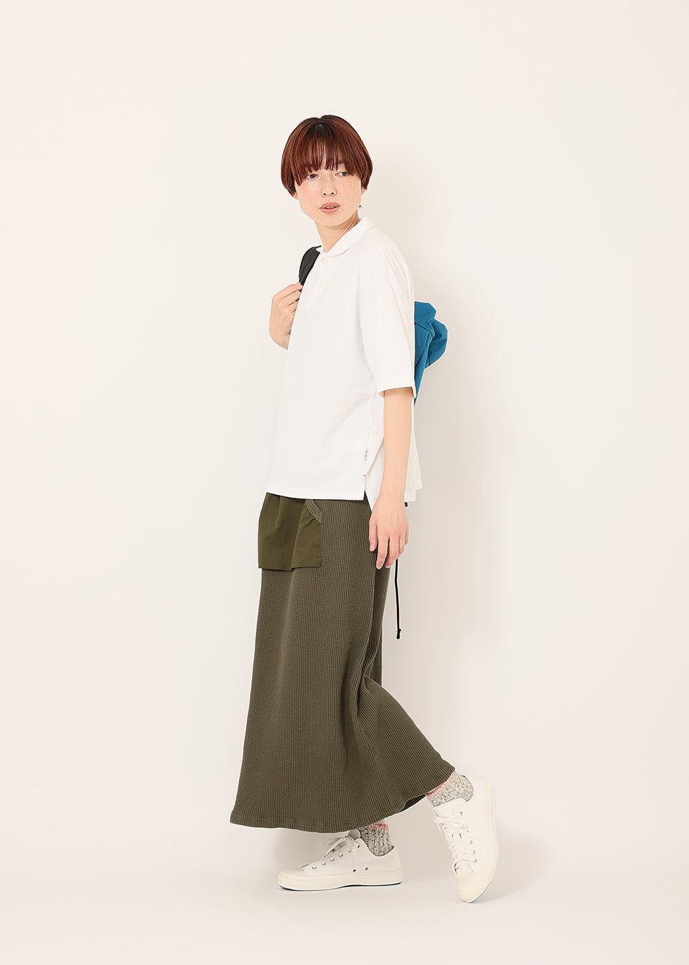 カーキ model:164cm