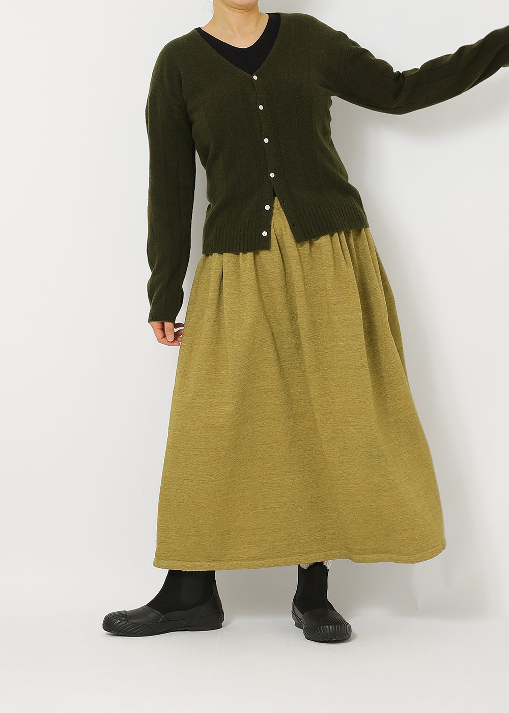 ベージュ model:162cm