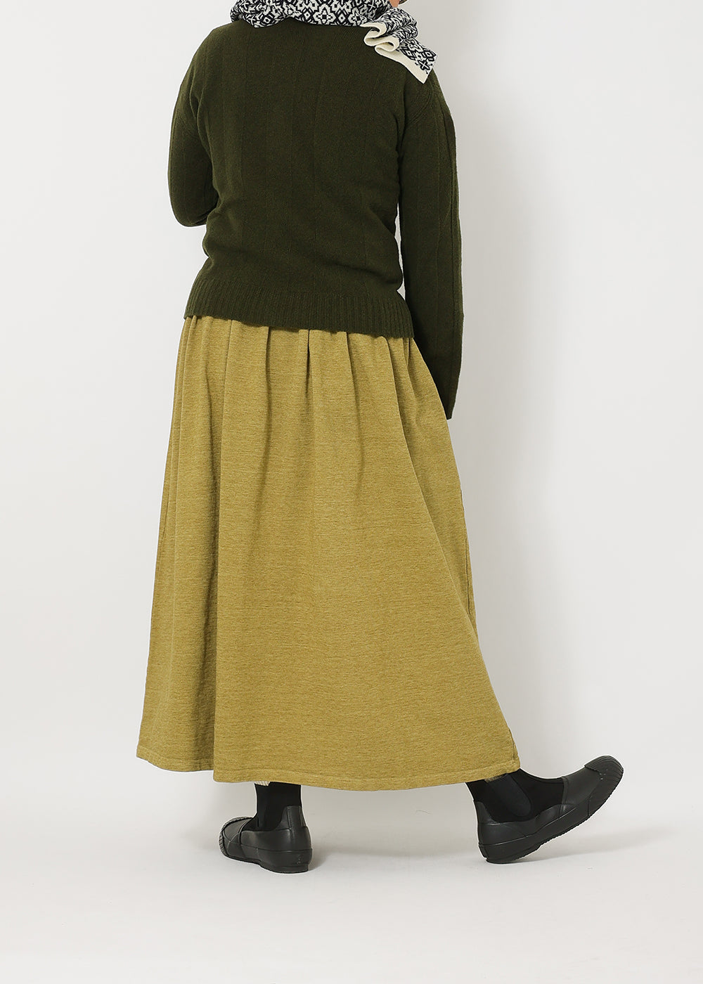 ベージュ model:162cm
