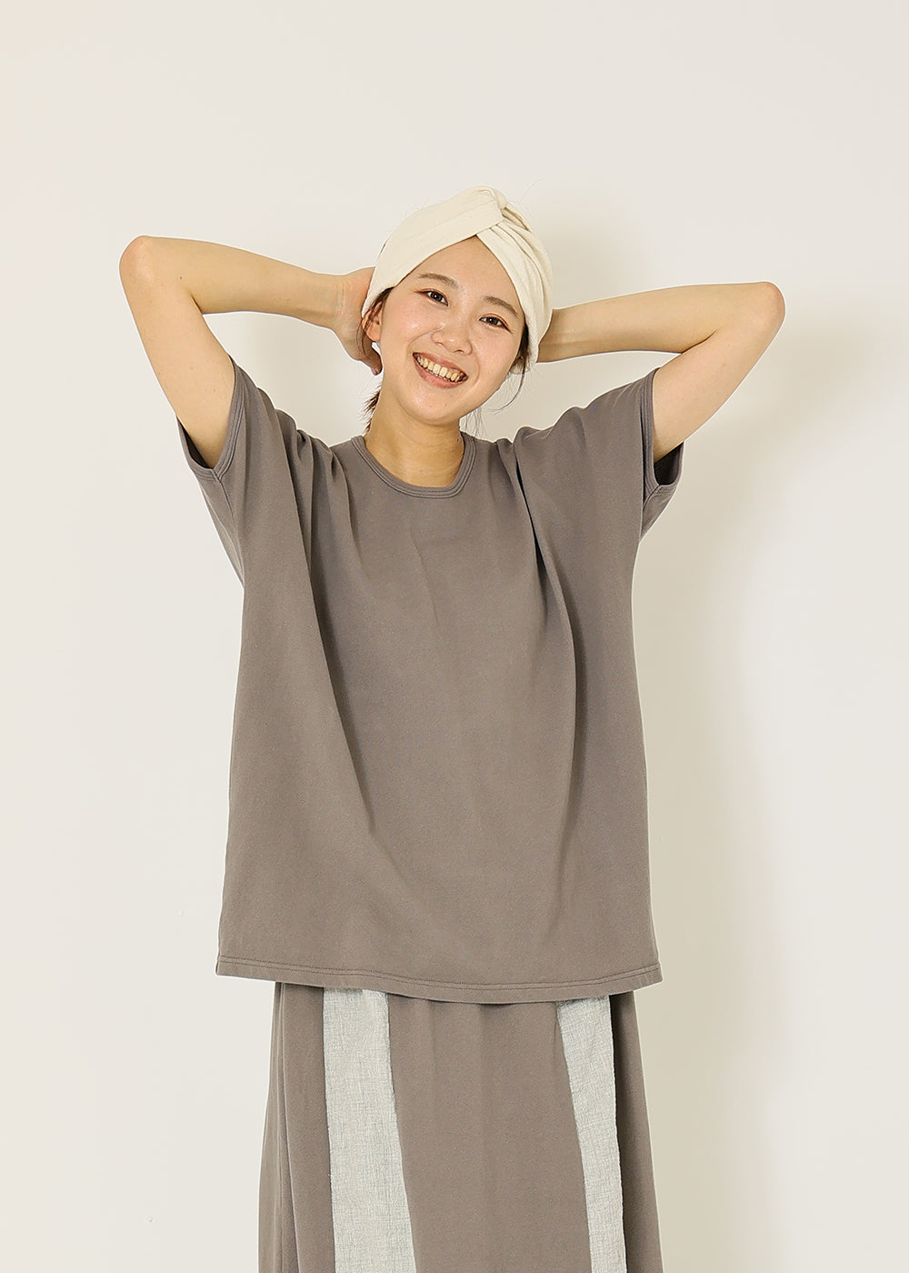 グレー model:170cm