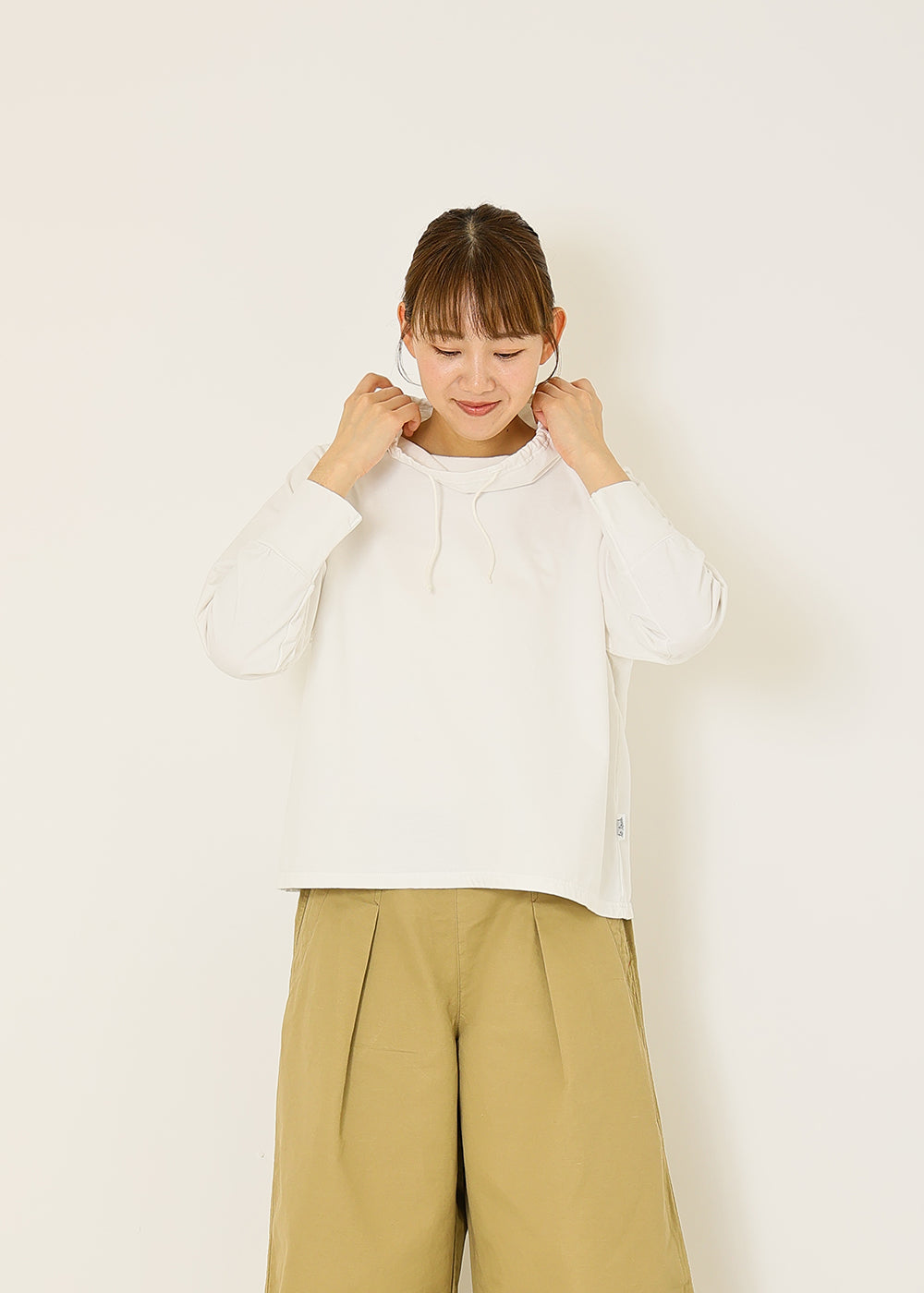 白 model:170cm