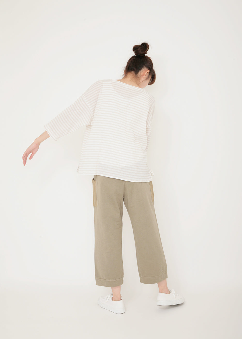 ブラウングレー model:164cm(サイズ2着用)