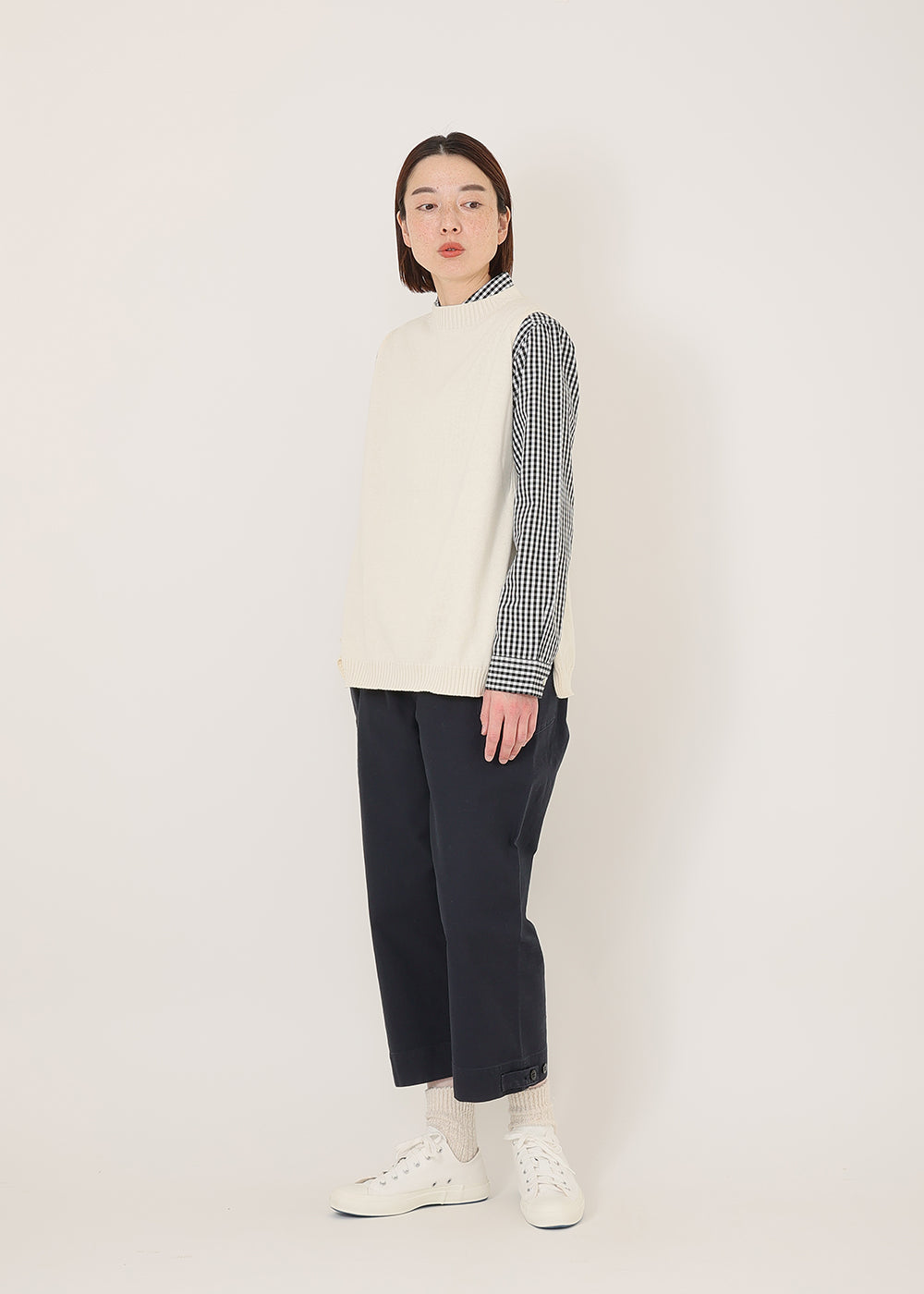 オフ白　model：164cm