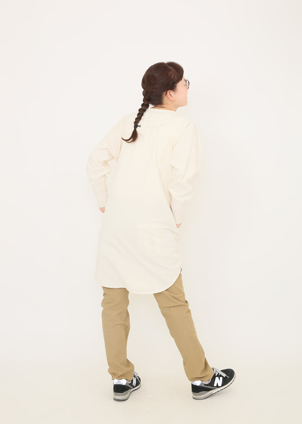 オートミール　model：162cm