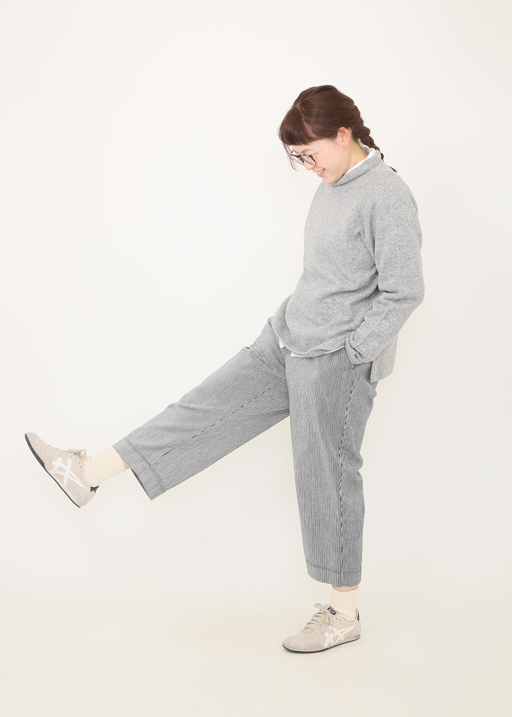 グレー　model：162cm