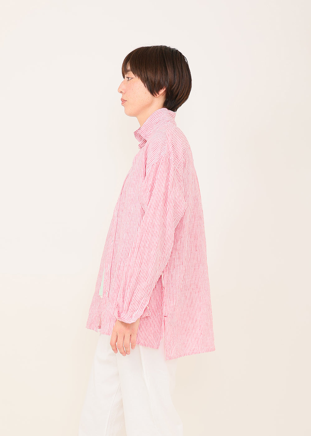 レッドストライプ　model：164cm