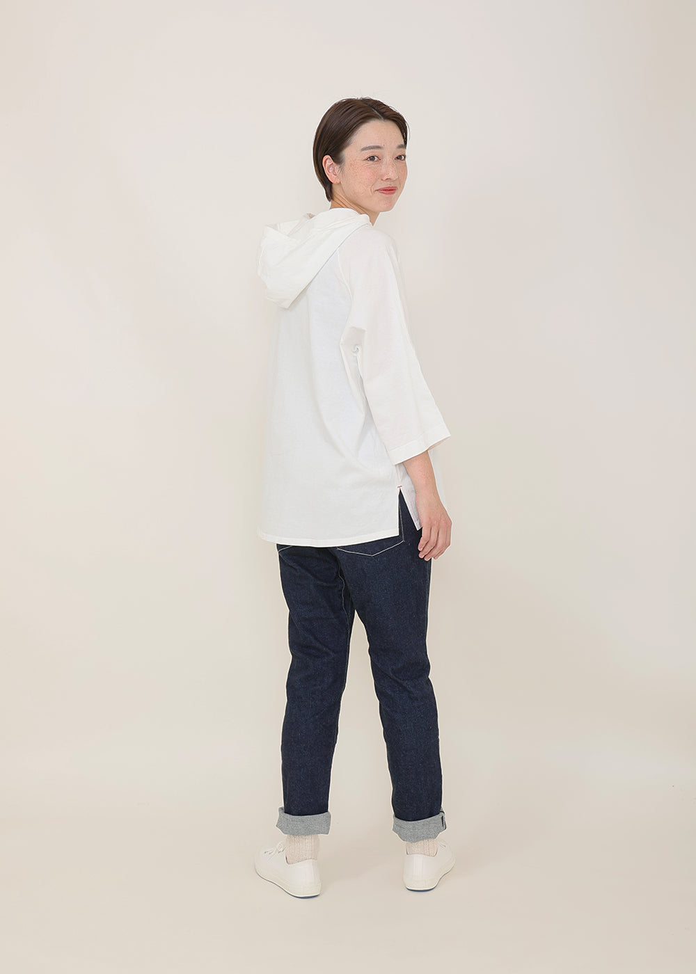 白　model：164cm
