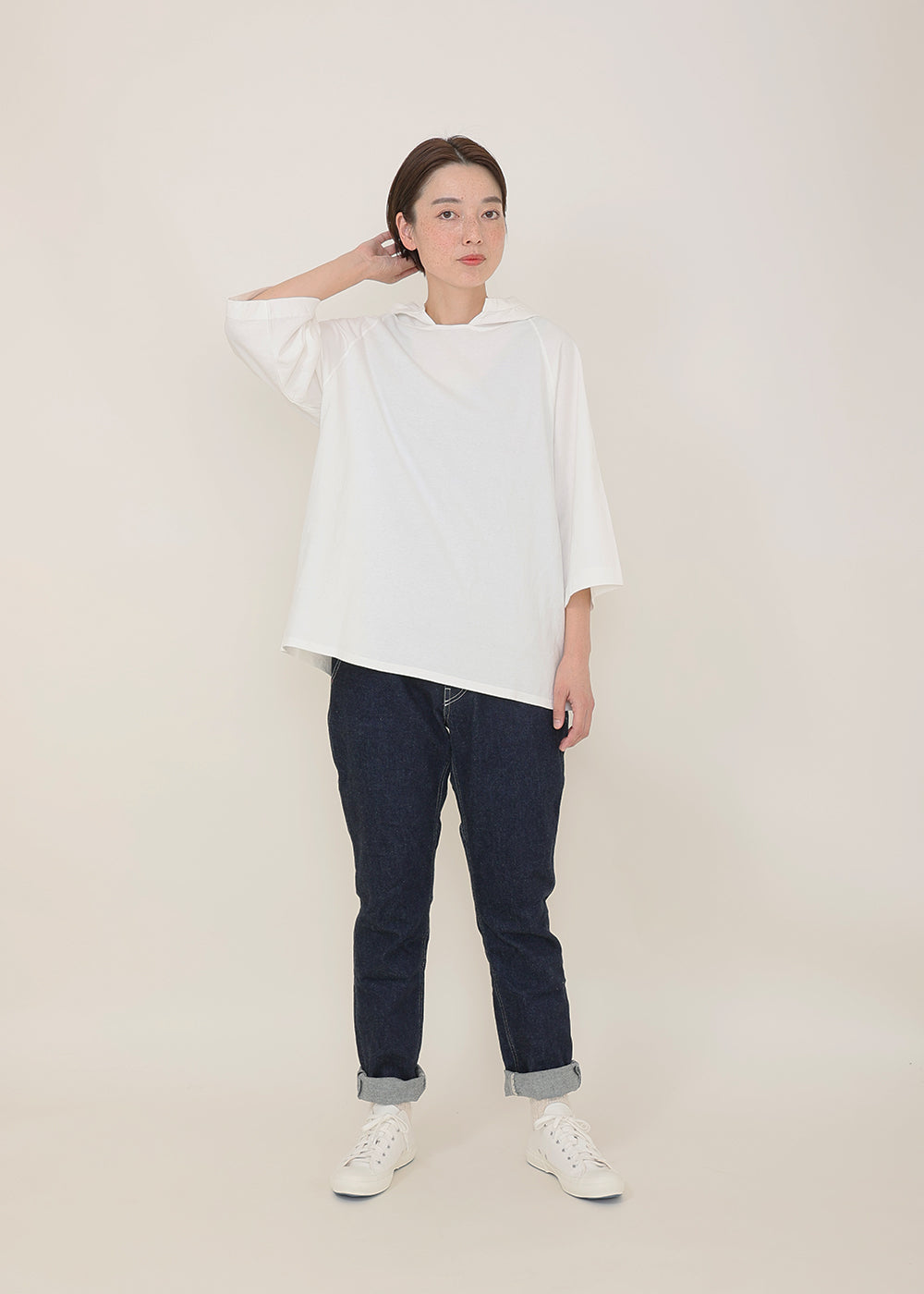 白　model：164cm