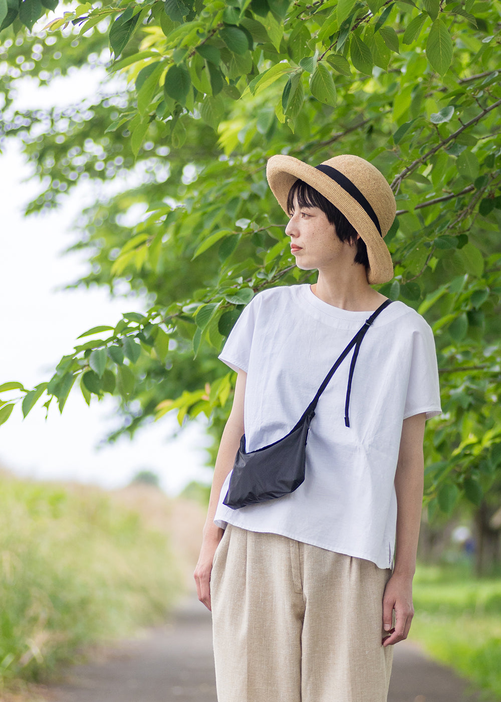 グレー　model：164cm