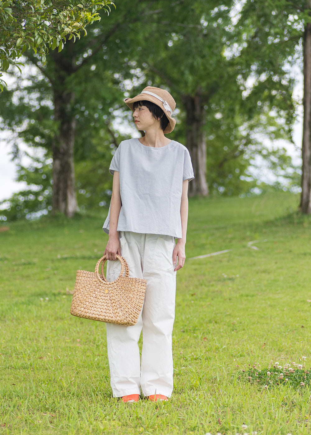 グレー　model：164cm