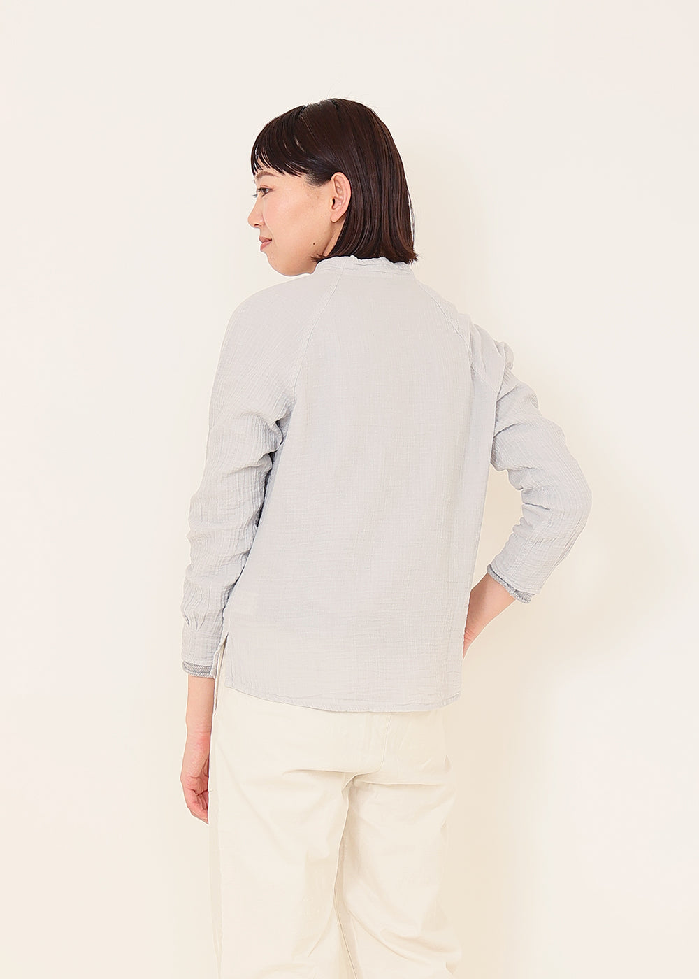 グレー　model：170cm