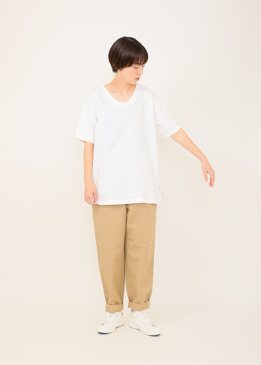 白　model : 164cm