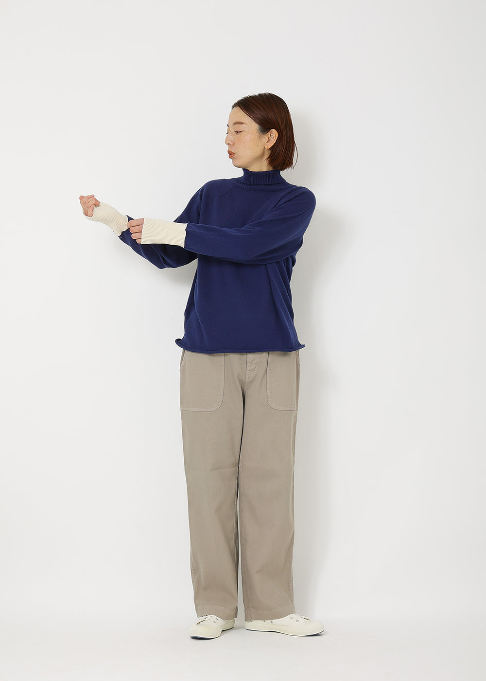 ネイビー×アイボリー　model：164cm