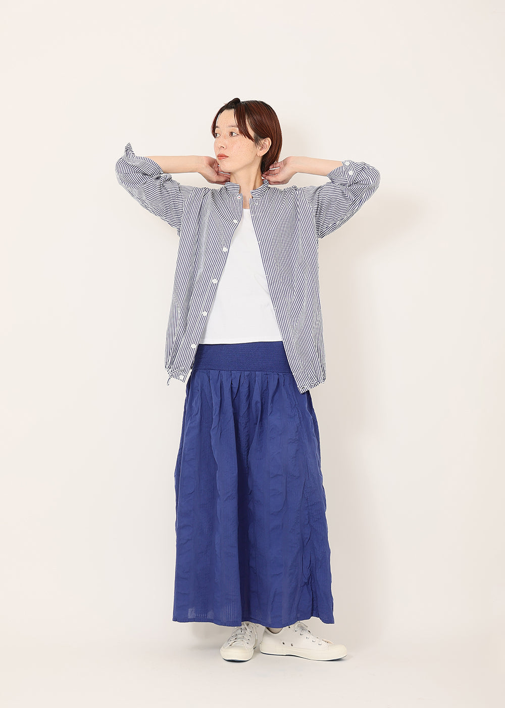 ダークブルー　model：164cm