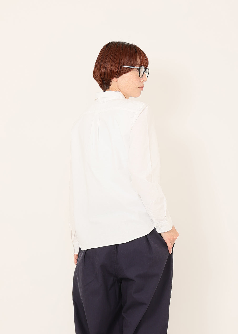 白/サイズ2　model：164cm