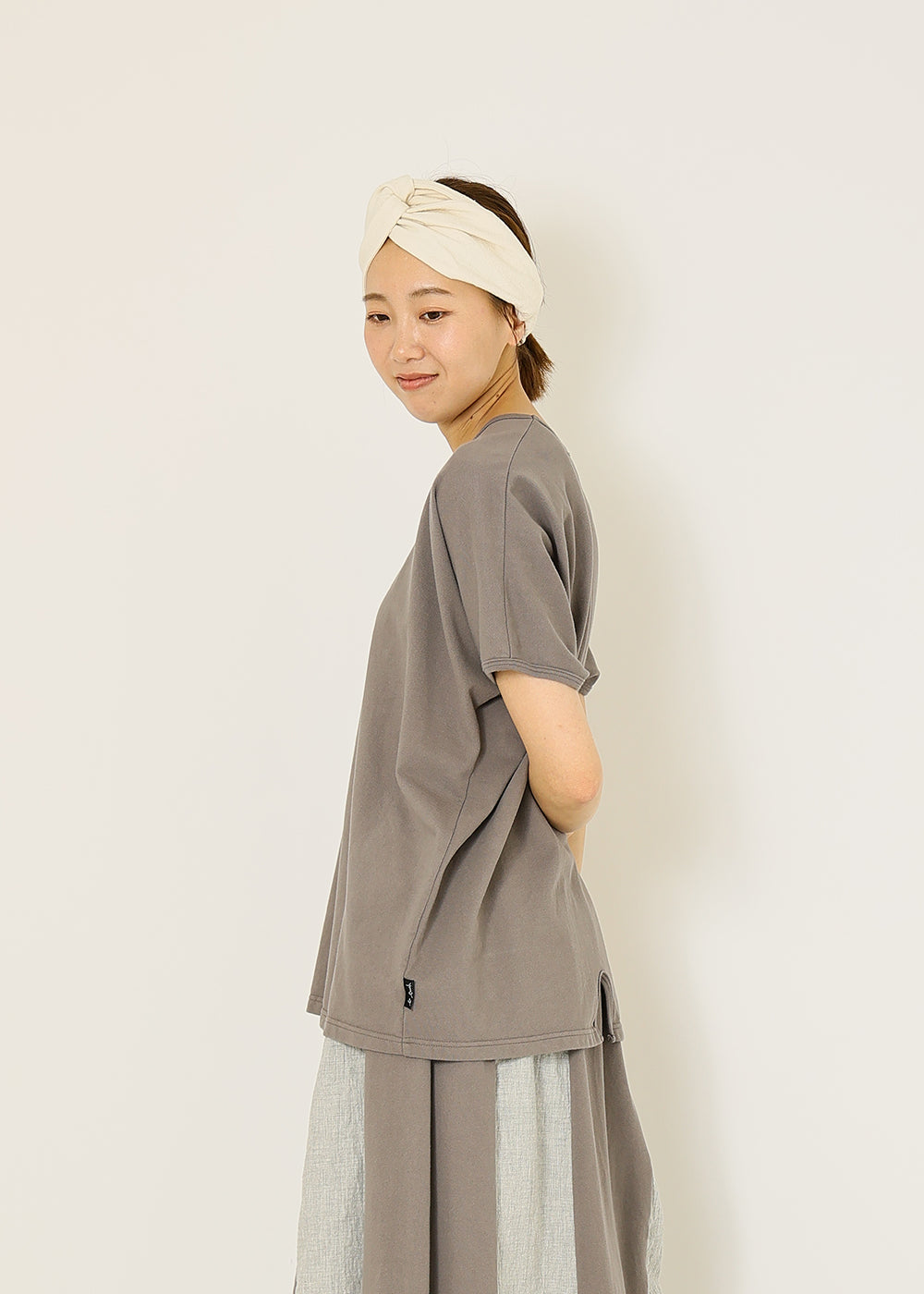 グレー　model：170cm